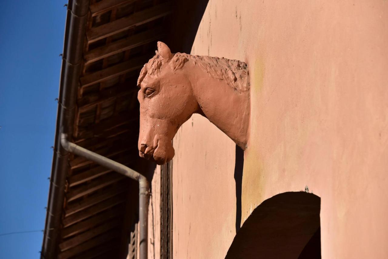 Borgo Zelata Aparthotel Bereguardo Exteriör bild